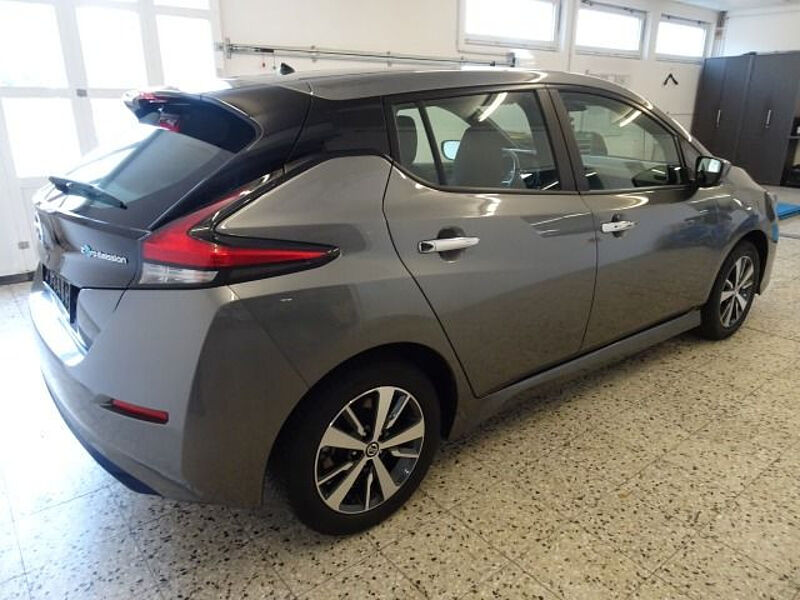 Nissan Leaf Acenta Navigation