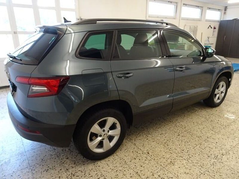 SKODA Karoq 1.5 TSI ACT Style OPF AHK, Navi, R-Kamera 1500 kg Anhängelast