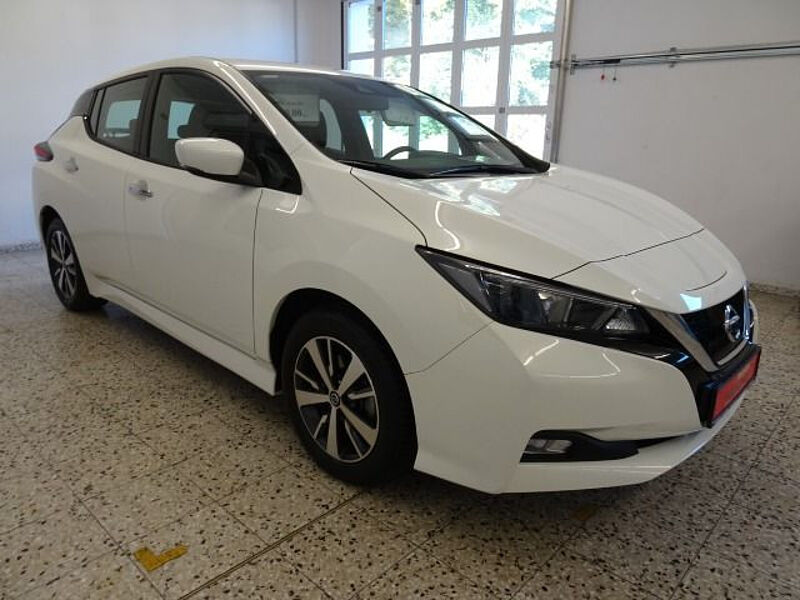 Nissan Leaf Acenta Navi Sitzheizung