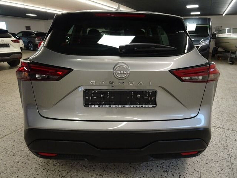 Nissan Qashqai 1.3 DIG-T Acenta Navi Winterpaket